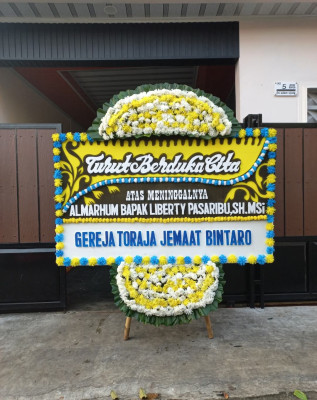 Papan Bunga Duka di Mallusetasi